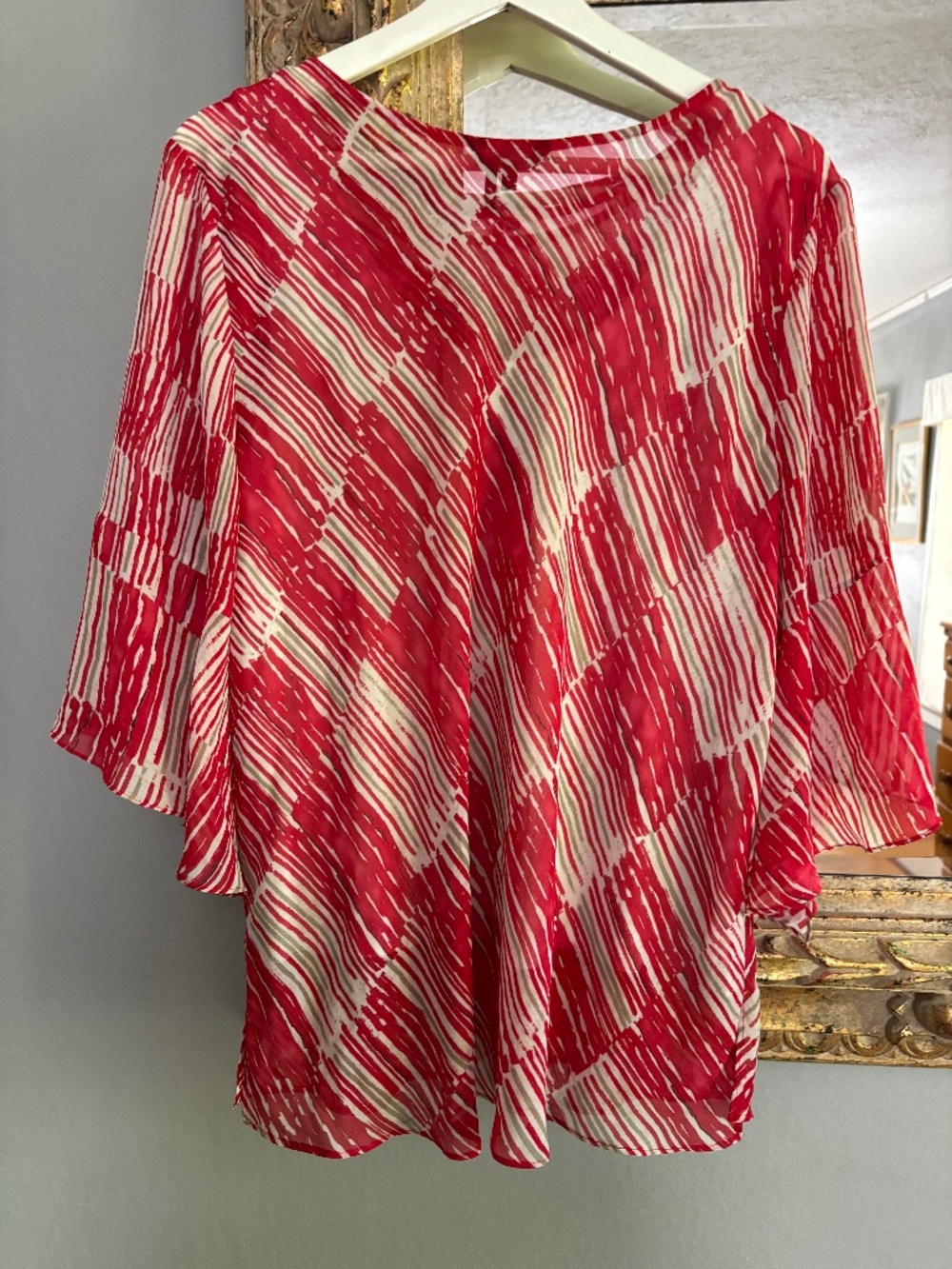 NIC+ZOE Semi-Sheer Geodust Printed Blouse, Size L.